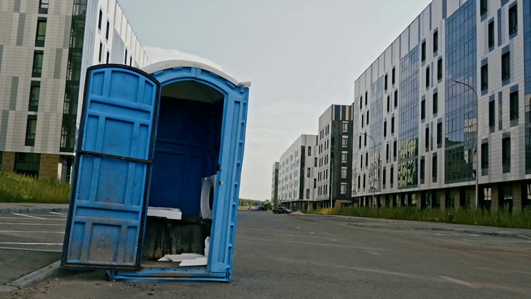 Best VIP or Luxury Restroom Trailers  in Augusta, AR